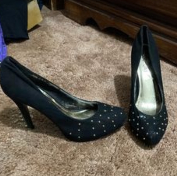 ๐4 pairs Size 8 Black Heels ๐ - Picture 4 of 4